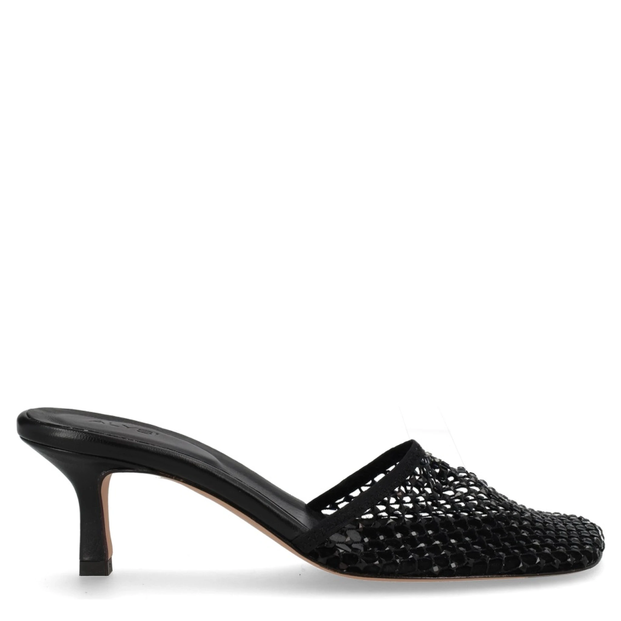 HEELED SHOE