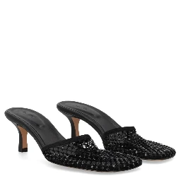 HEELED SHOE