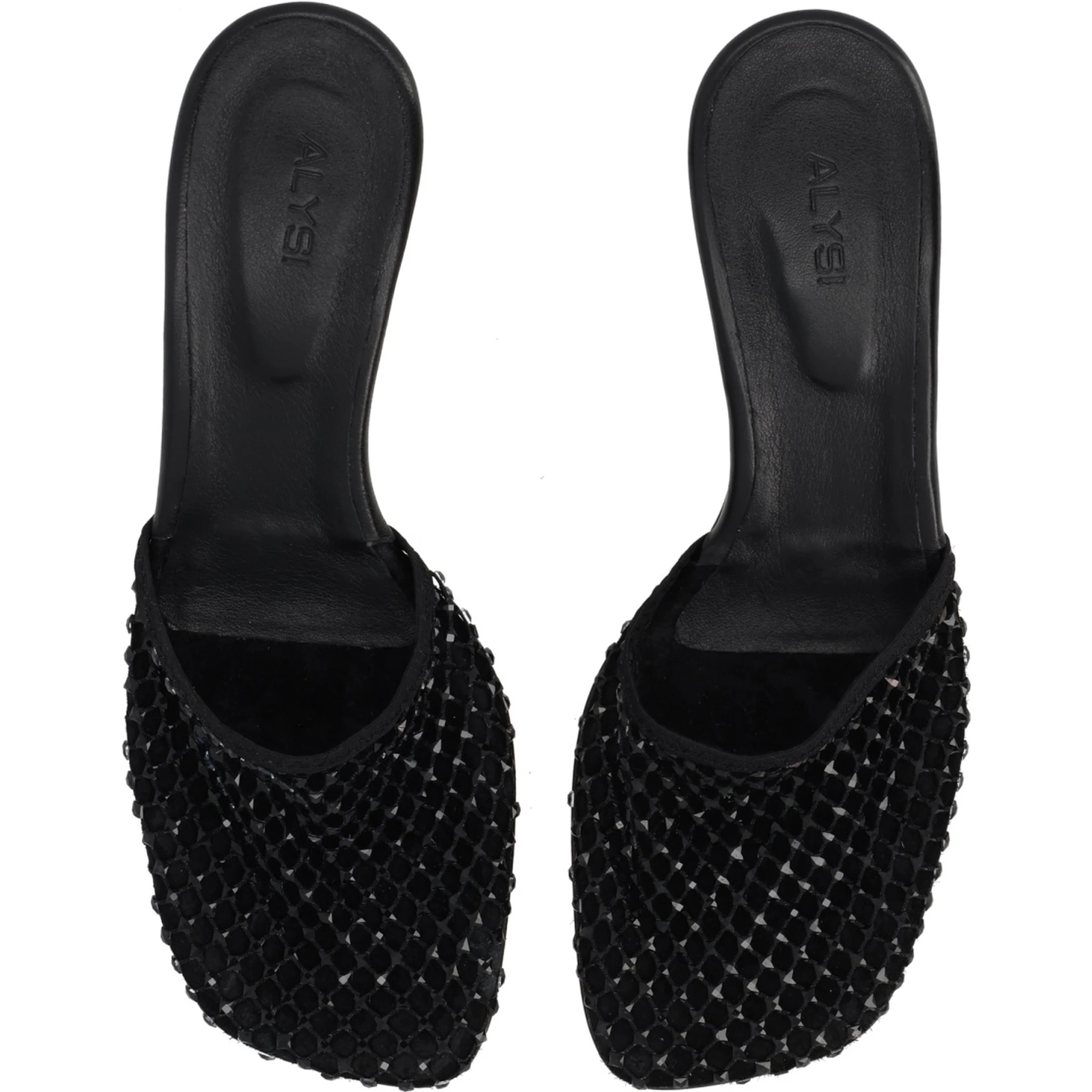 HEELED SHOE
