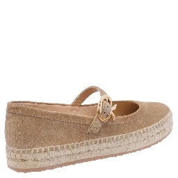 Gianvito Rossi Flat shoes Beige