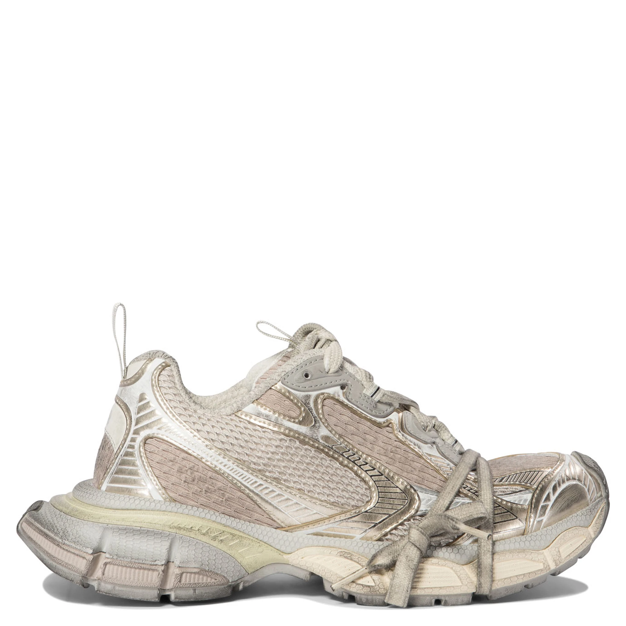 "3XL" sneakers
