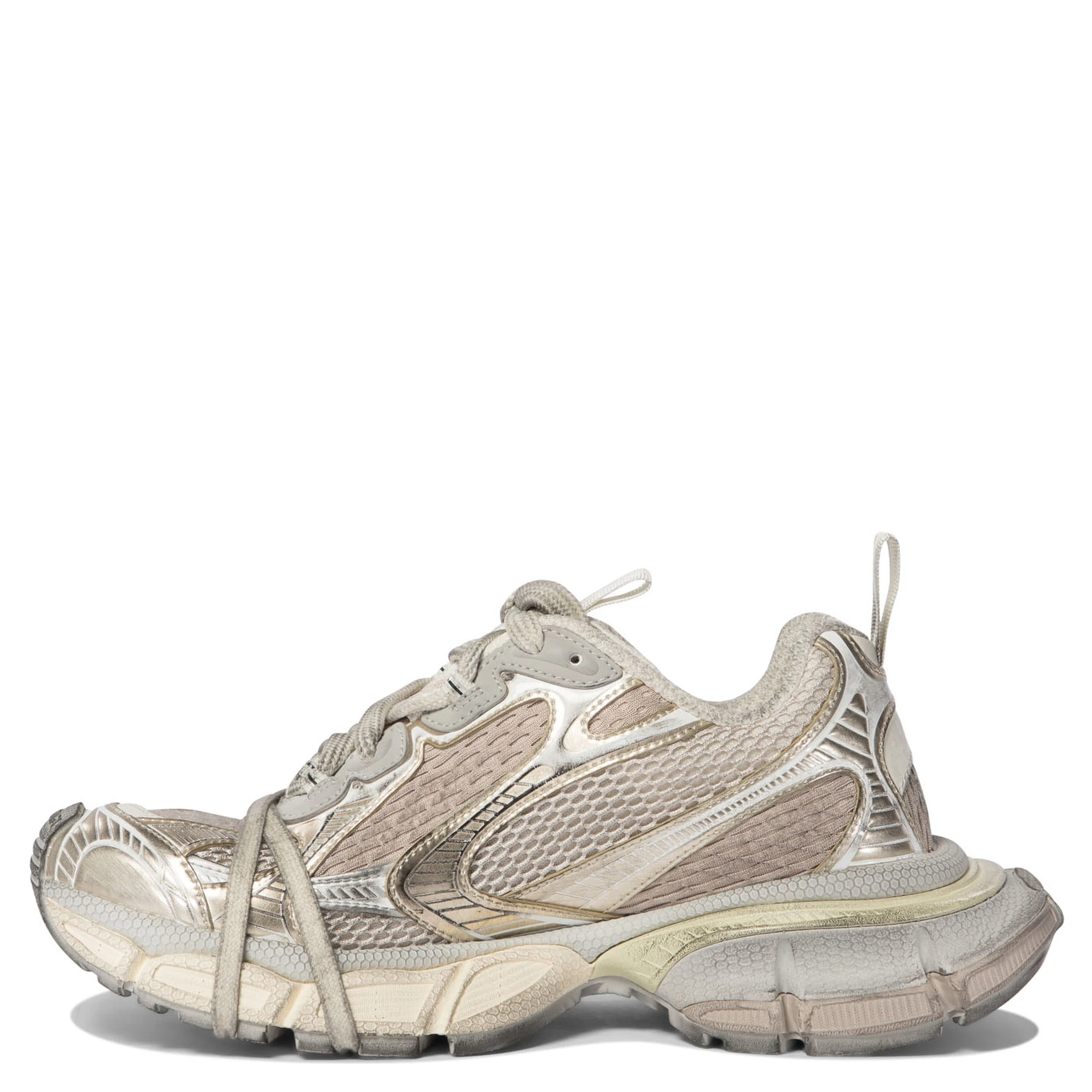 "3XL" sneakers