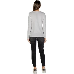 White Cotton Long Sleeve T-Shirt