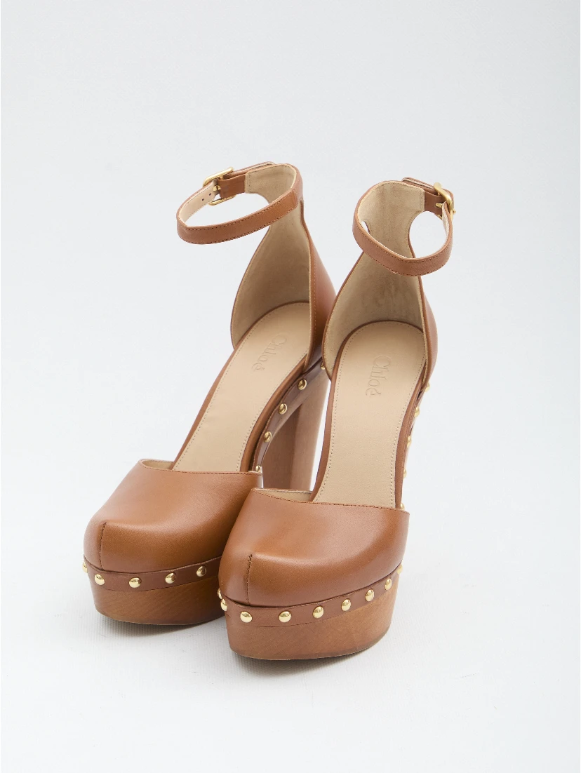 Lola platform pumps