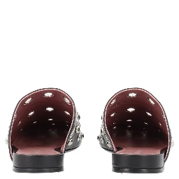 LEATHER SLIPPER WITH STUDS