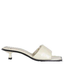 KIA SANDAL