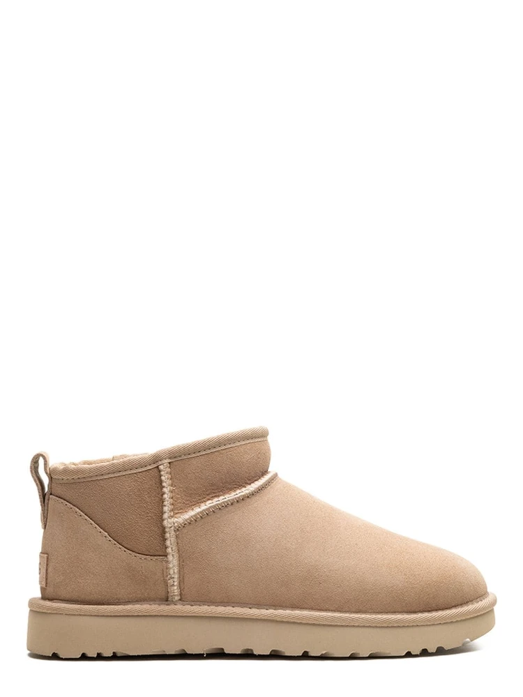 "Classic Ultra Mini" ankle boots