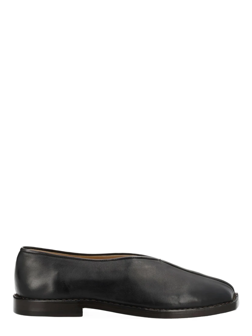 "FLAT PIPED" SLIPPER