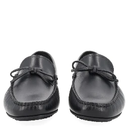 MOCCASIN WITH BOW