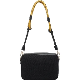 V°73  Black