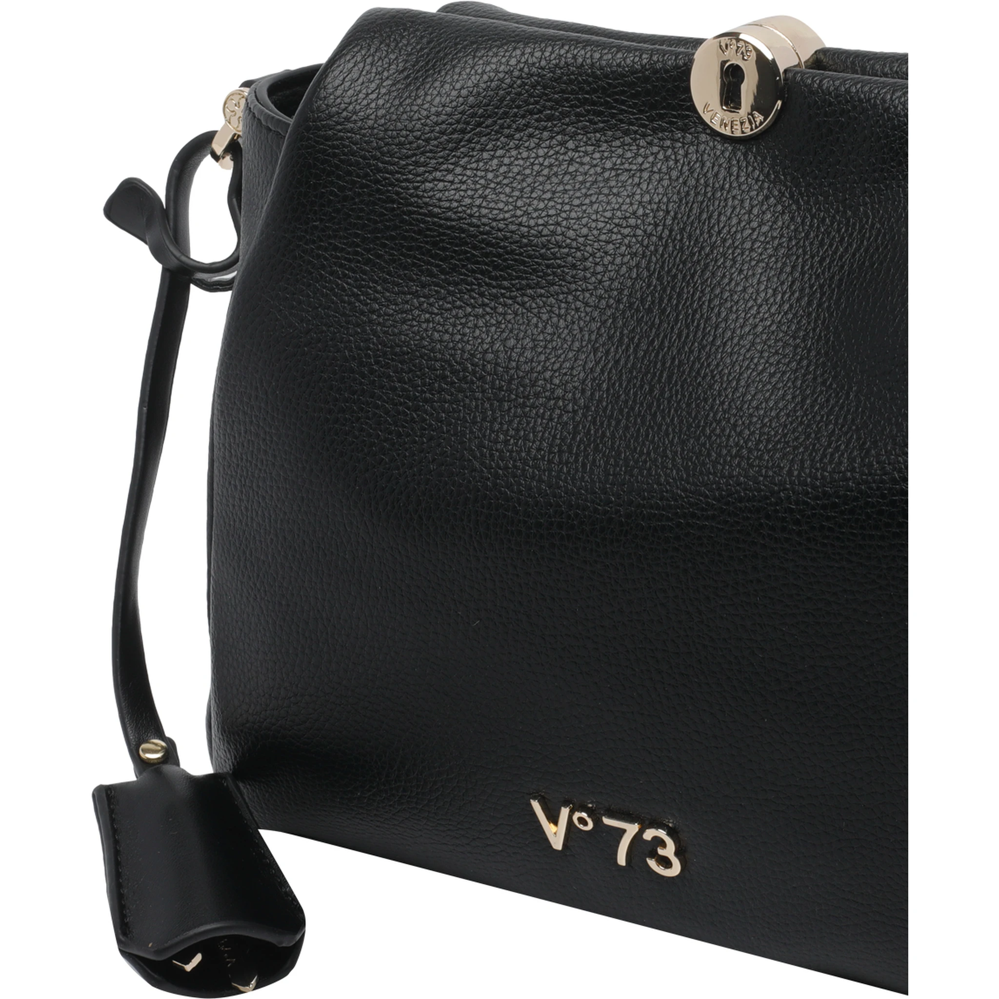 V°73  Black