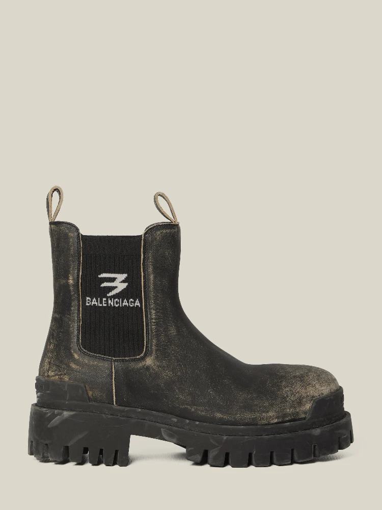 Chelsea Strike Boots
