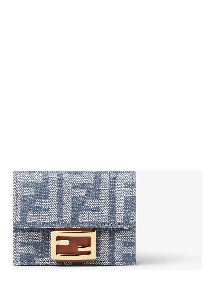 Wallet denim effect