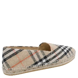 Burberry Flat shoes Beige
