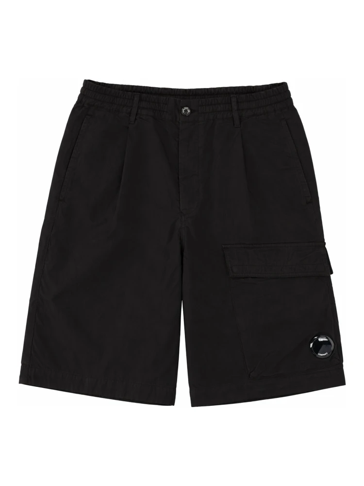 SHORTS CARGO CON PATCH LOGO