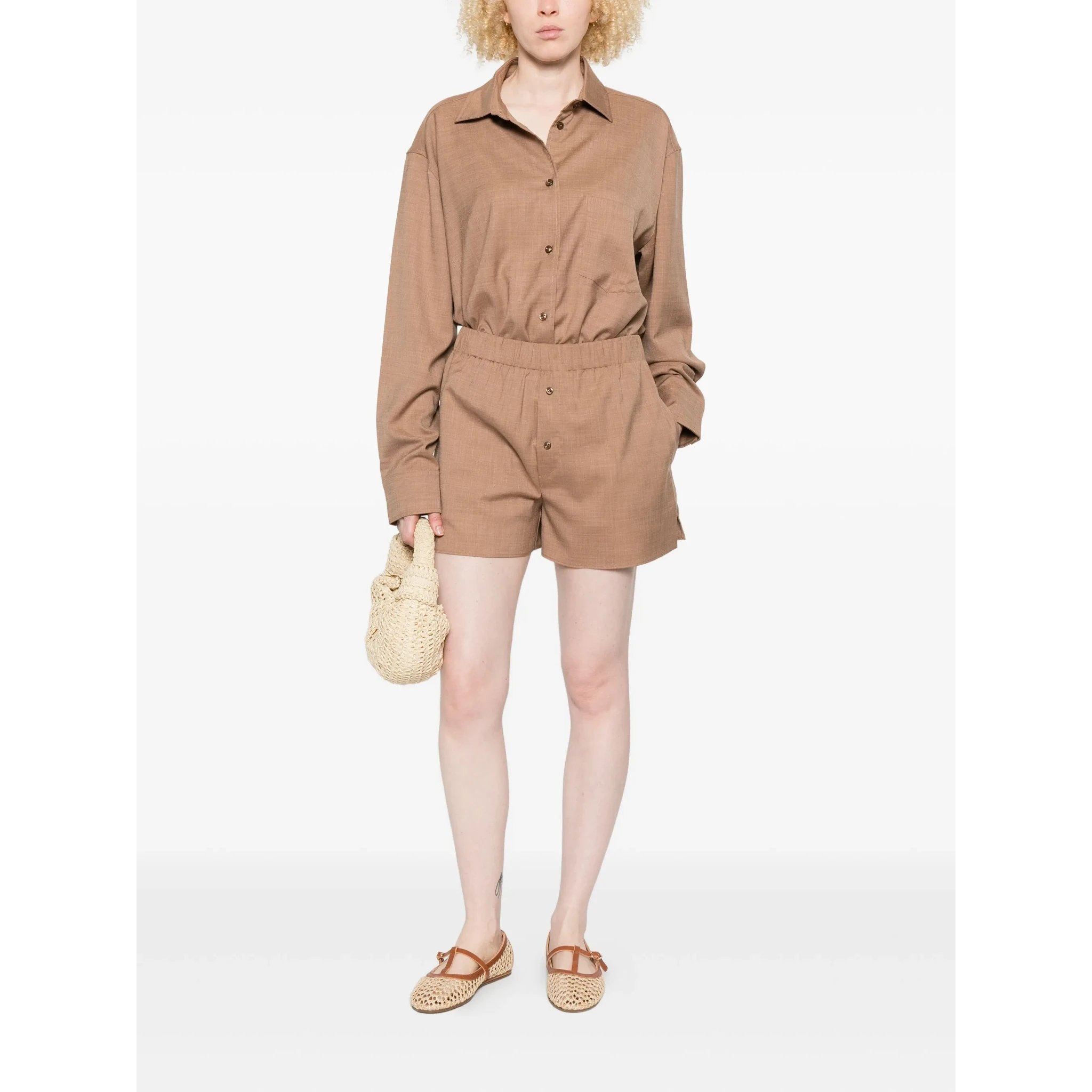 THE ANDAMANE Clothing.... Beige