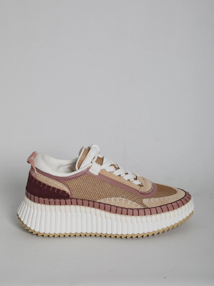 Nama sneakers