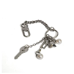 The Cluster Charm