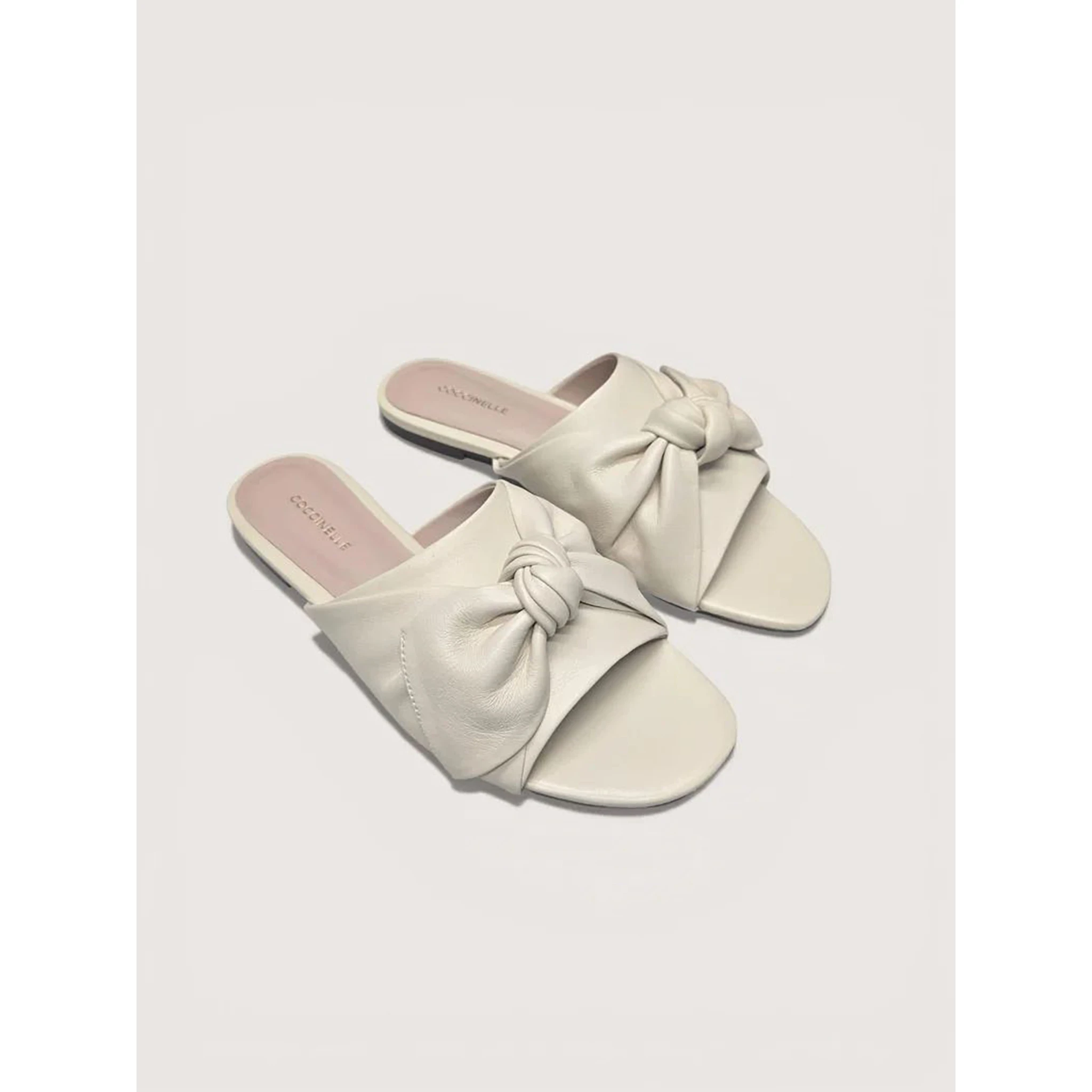 COCCINELLE slippers