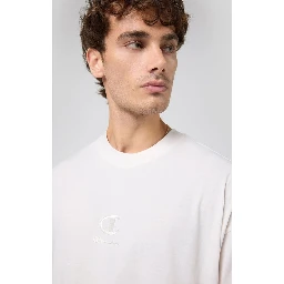 تي شيرت قطني أبيض
