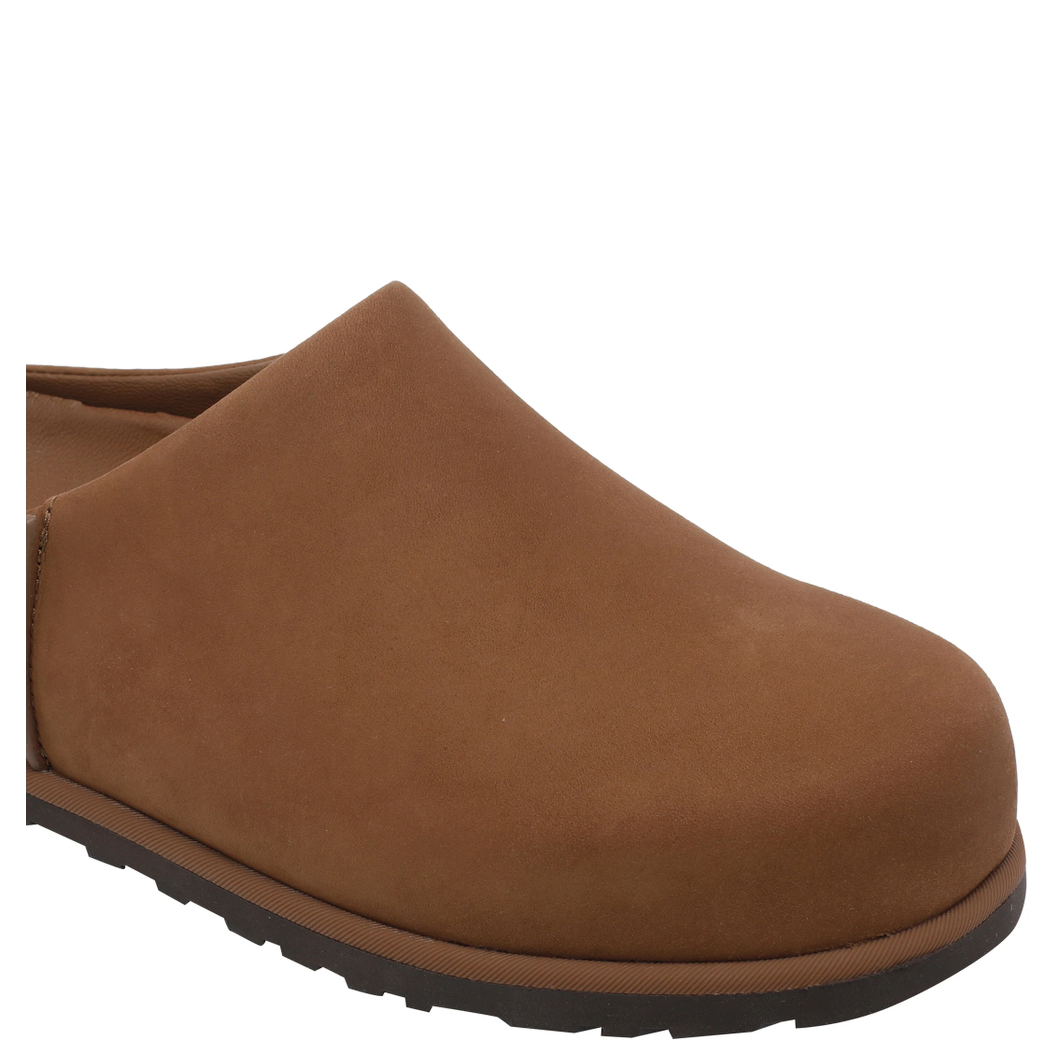 صندل UGG بني اللون
