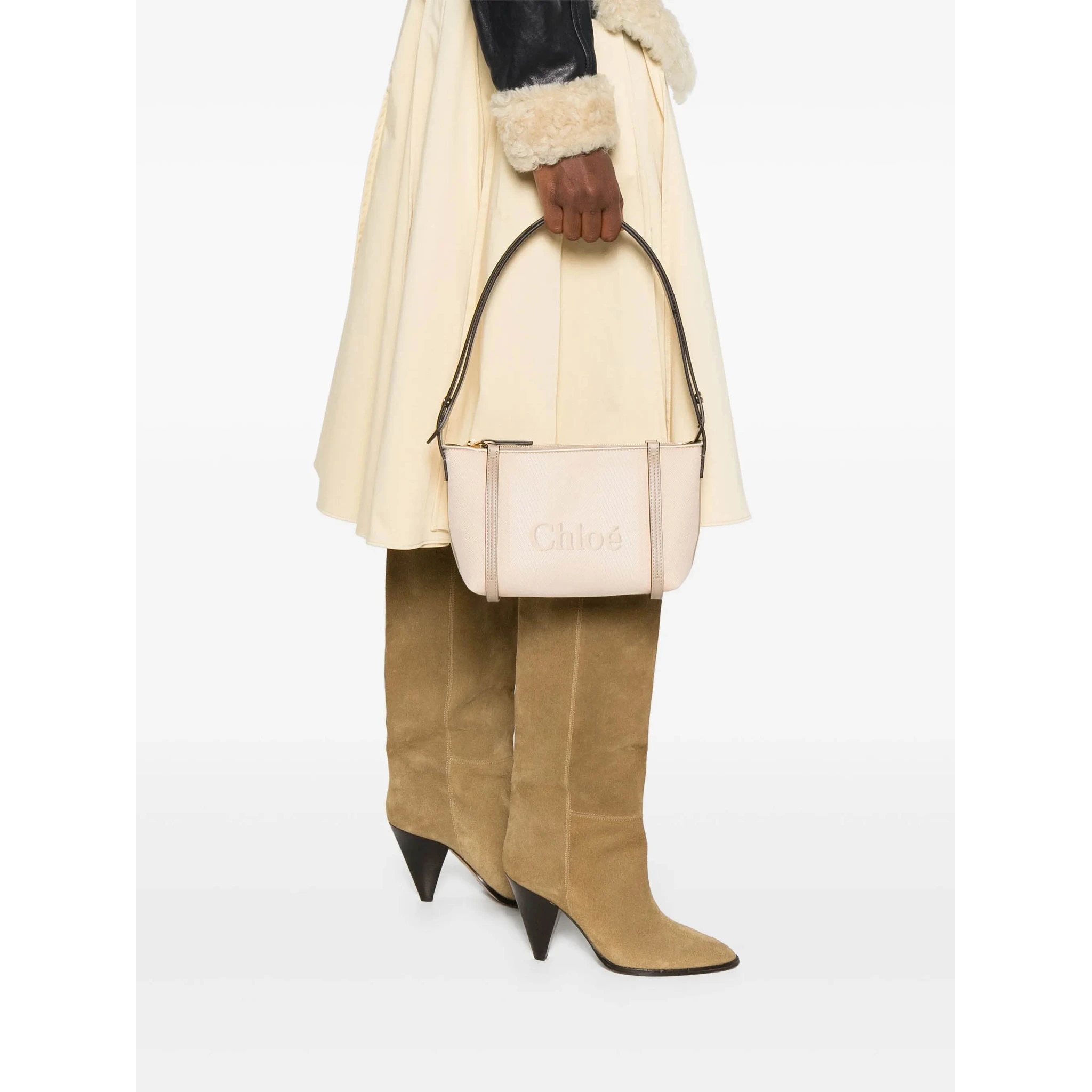 Chloè Bags.. Beige
