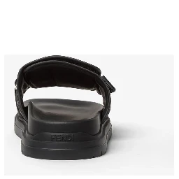 Fendi Flat shoes Black