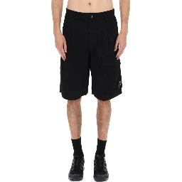 SHORTS CARGO CON PATCH LOGO
