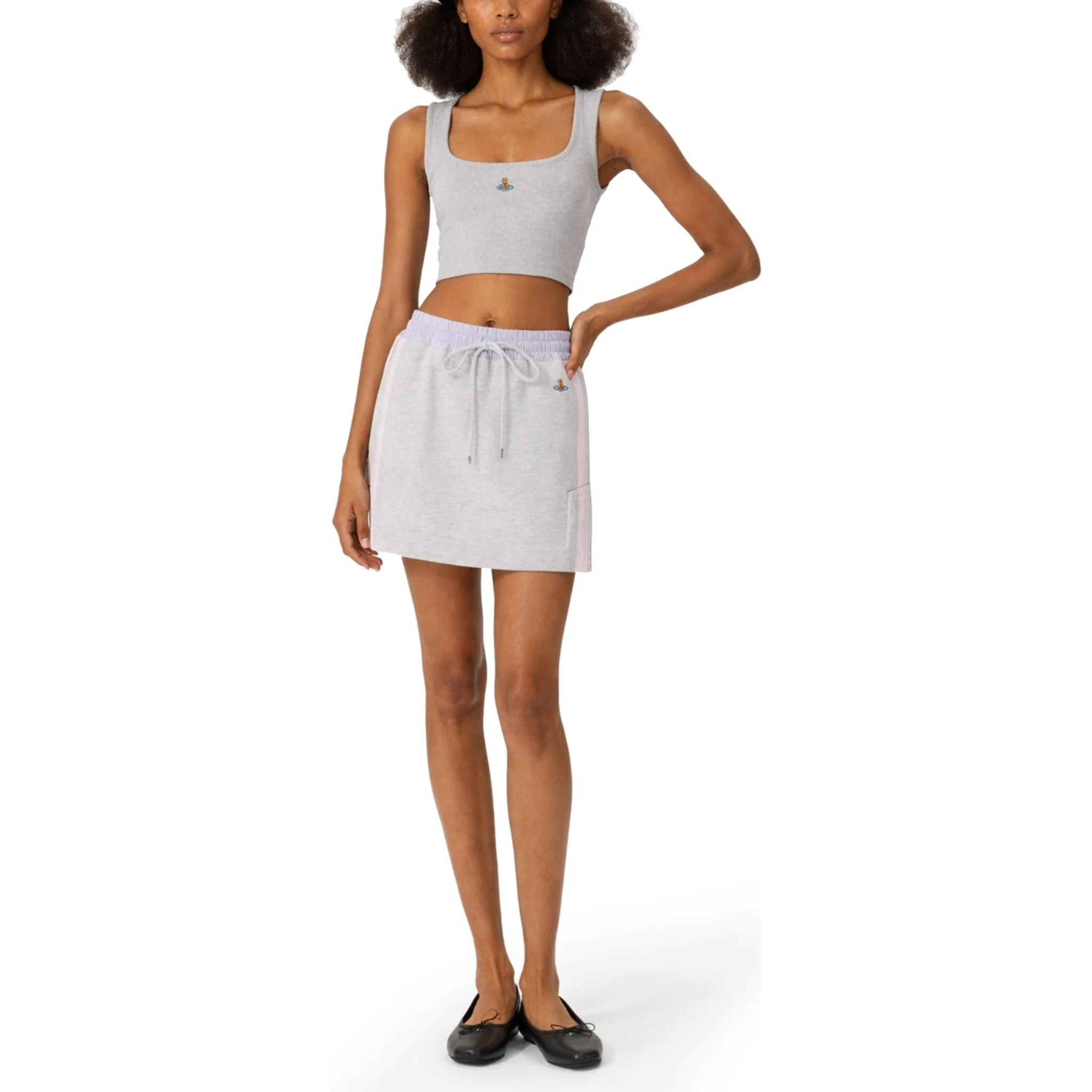 TOP WITH NECKLINE