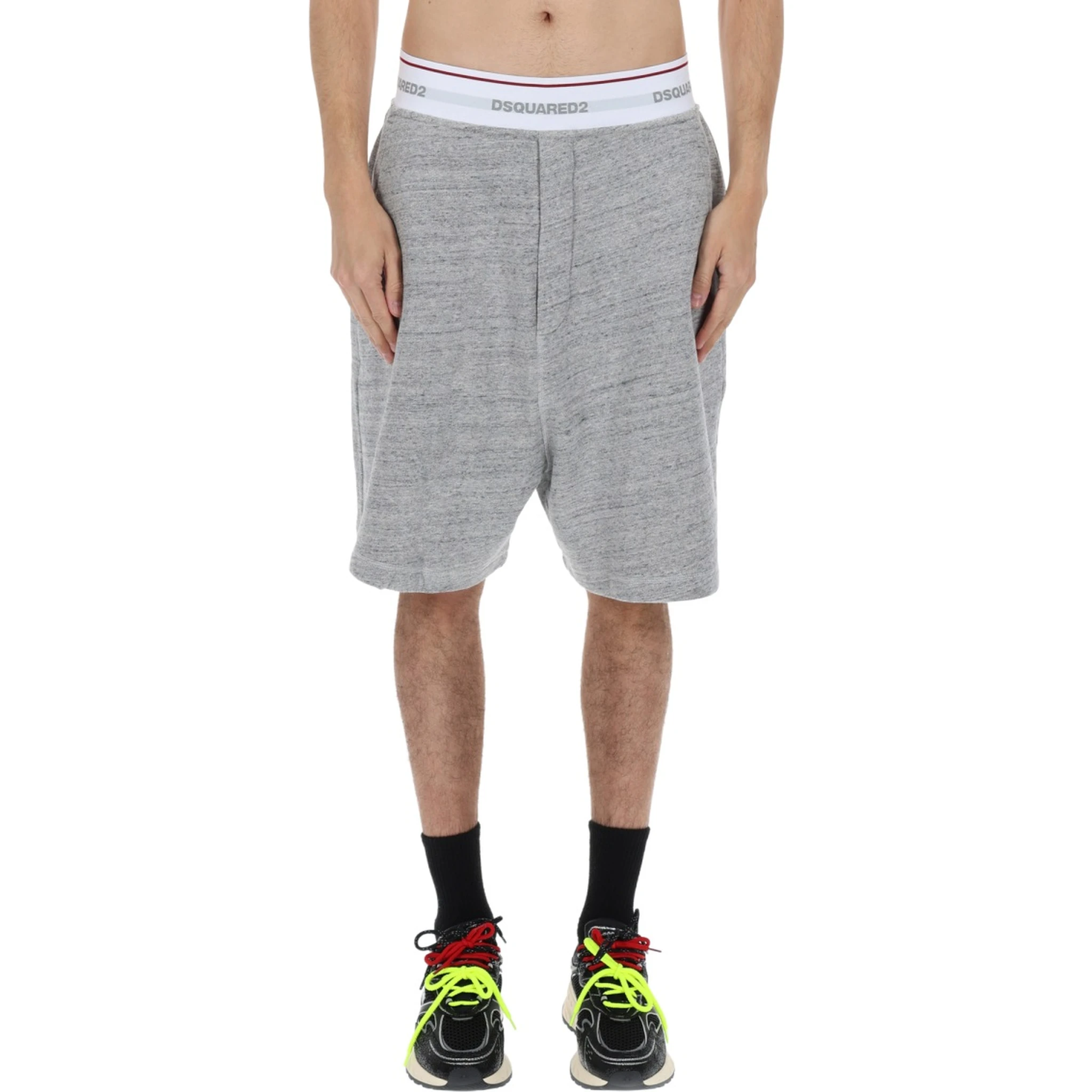 SHORTS "OVERSIZE" CON LOGO