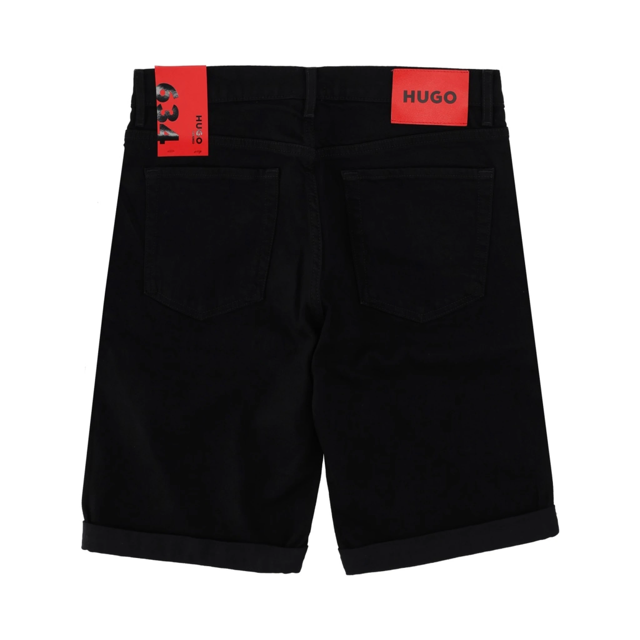 SHORTS CON PATCH LOGO