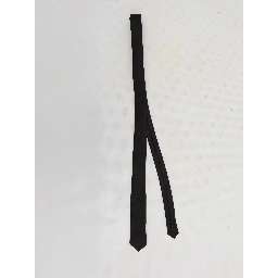 Monogram tie