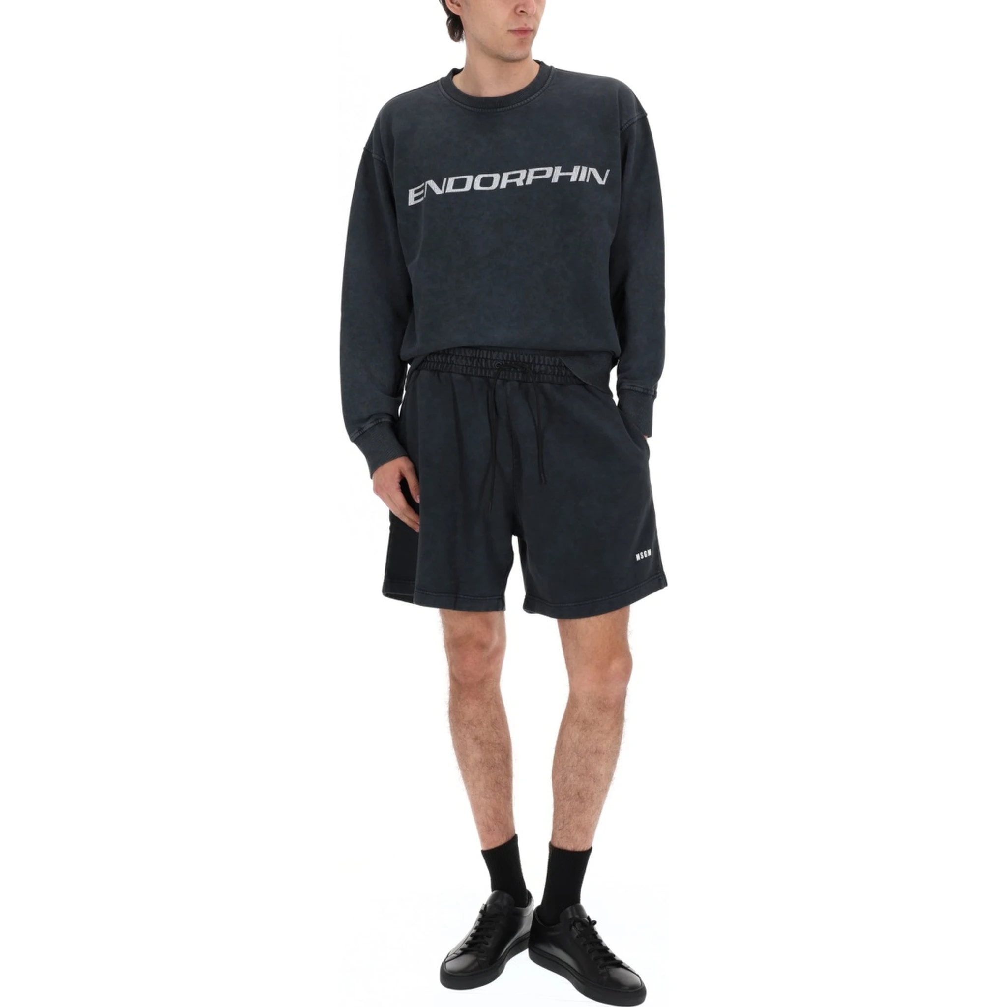 SHORTS CON LOGO