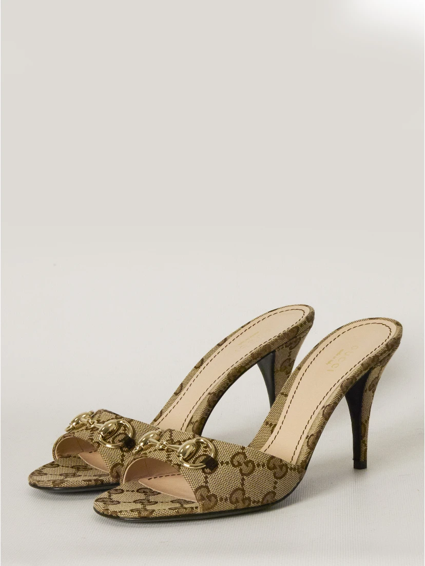 Morsetto sandals