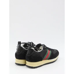 Sneakers Re-Motion