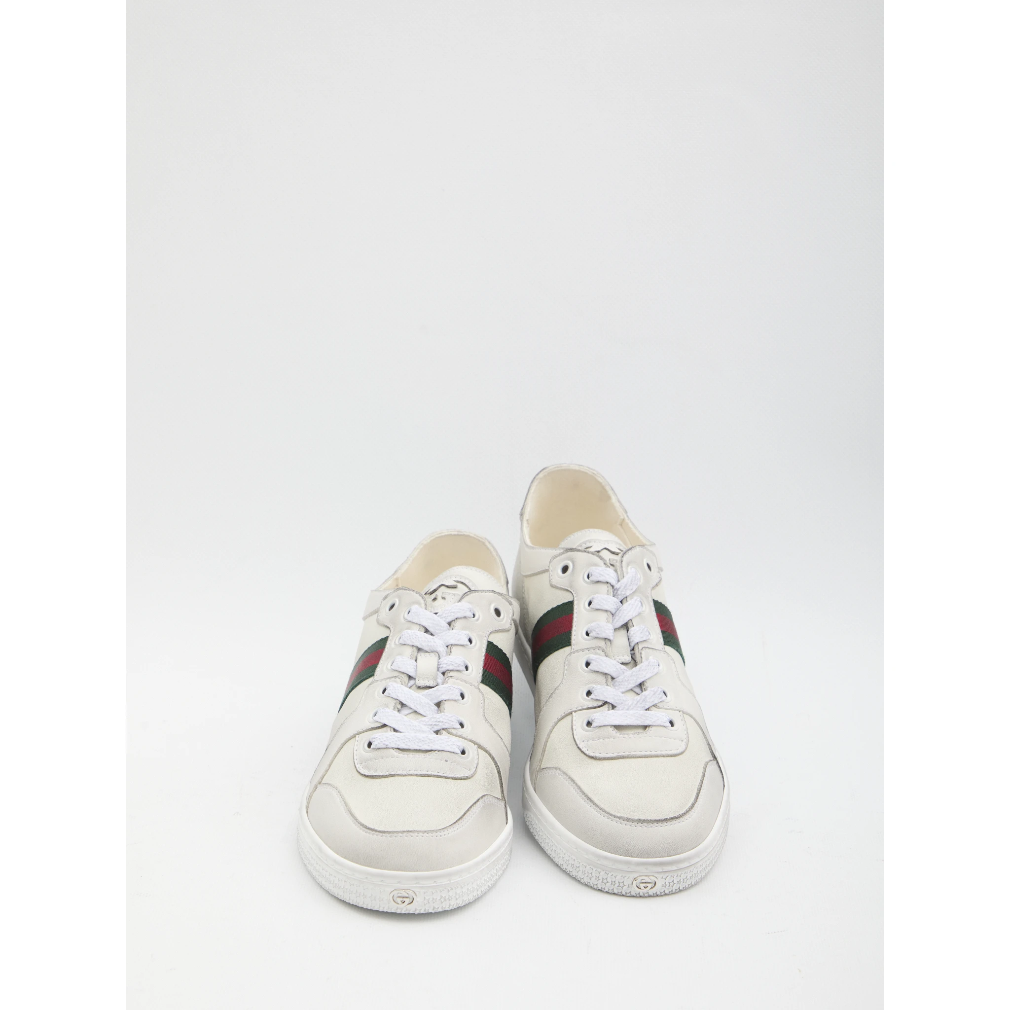 Stretch sneakers