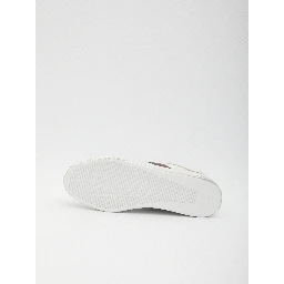 Stretch sneakers