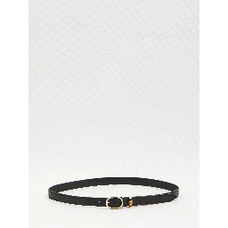 Skinny belt with oval buckle