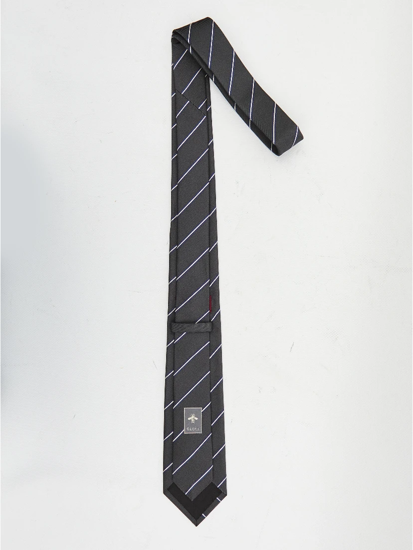 Silk jacquard tie