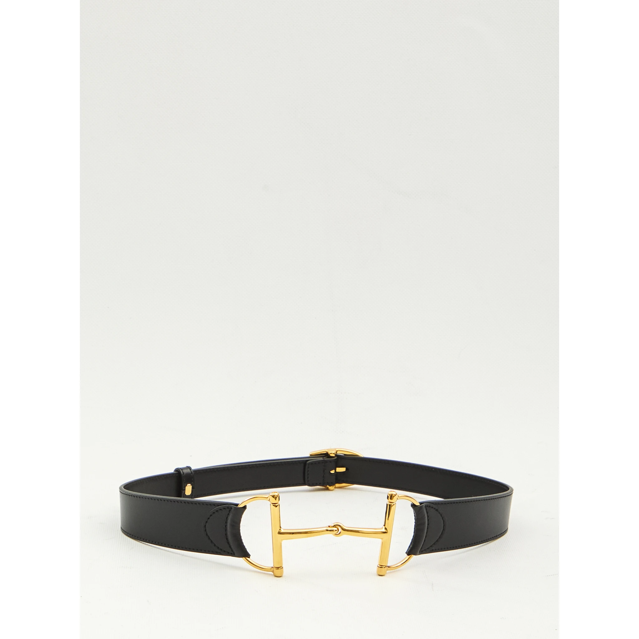 Horsebit belt