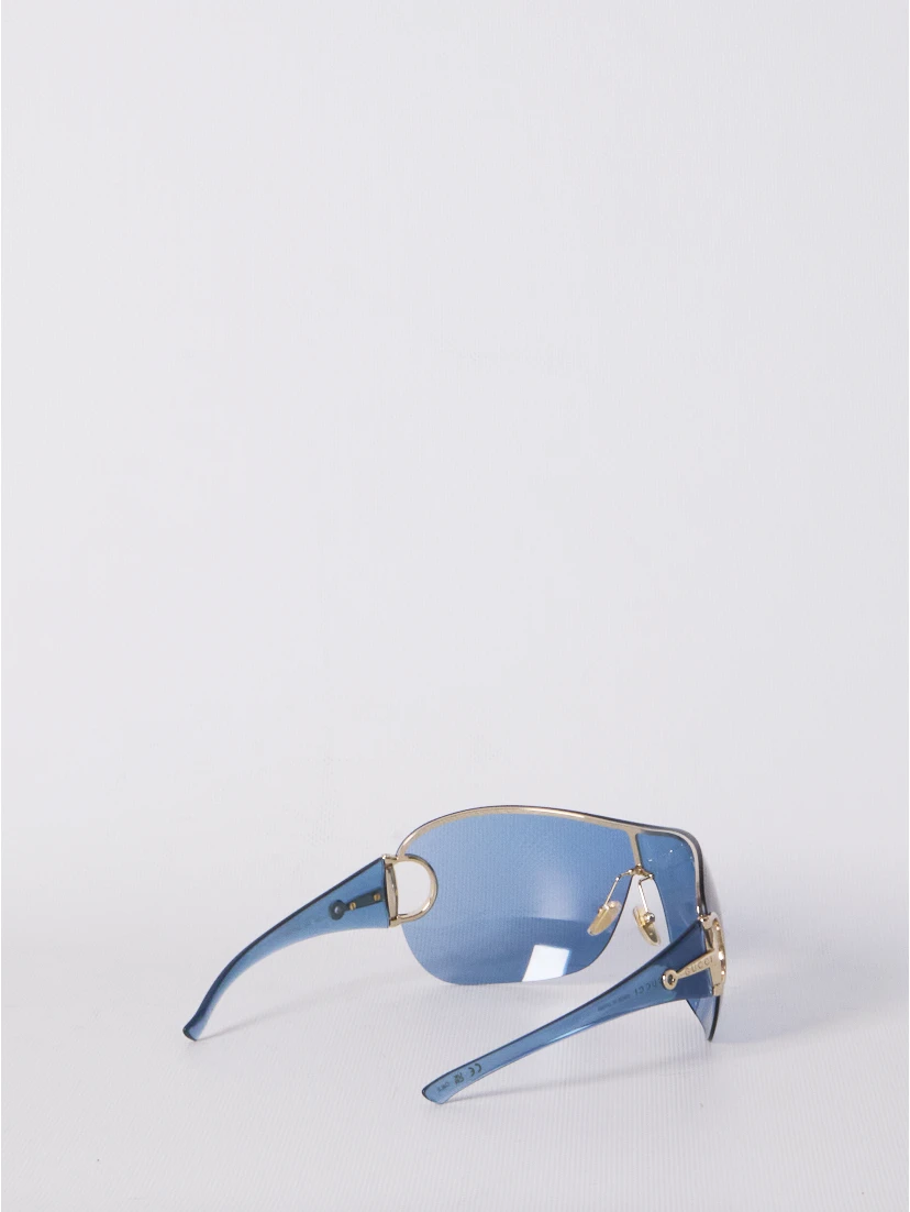 Frameless mask-style sunglasses