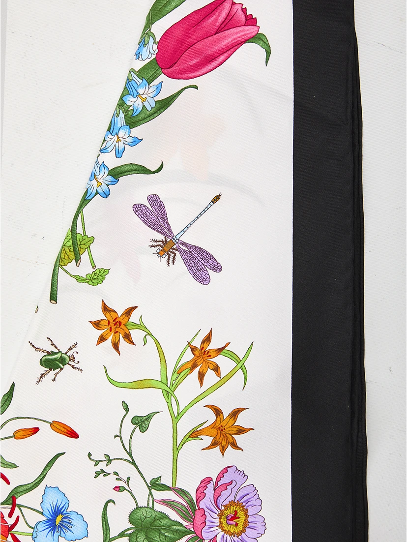 Diamond silk twill scarf