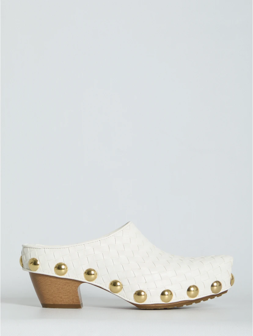 Gondola mules pumps
