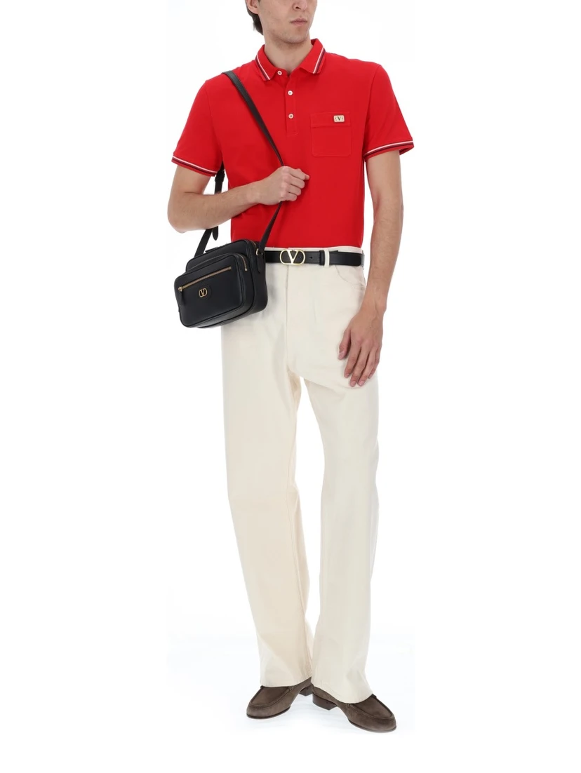 POLO CON PATCH LOGO