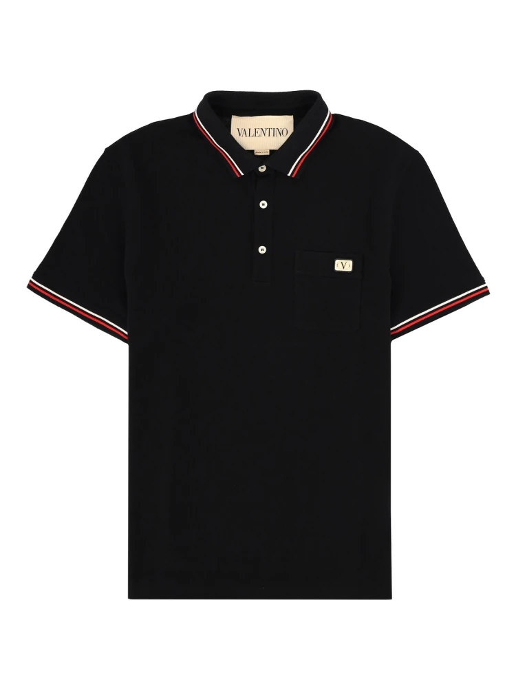 POLO CON PATCH LOGO