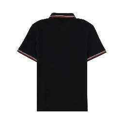 POLO CON PATCH LOGO