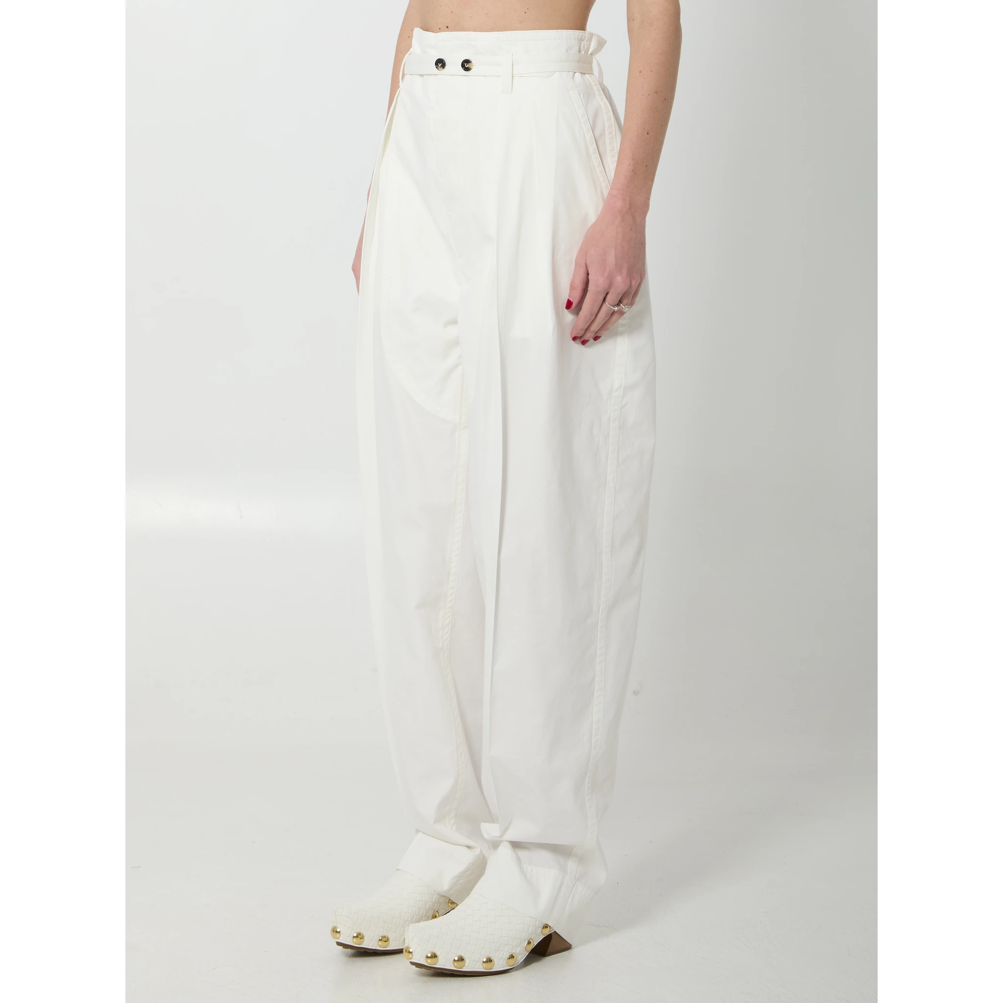 Tapered pants