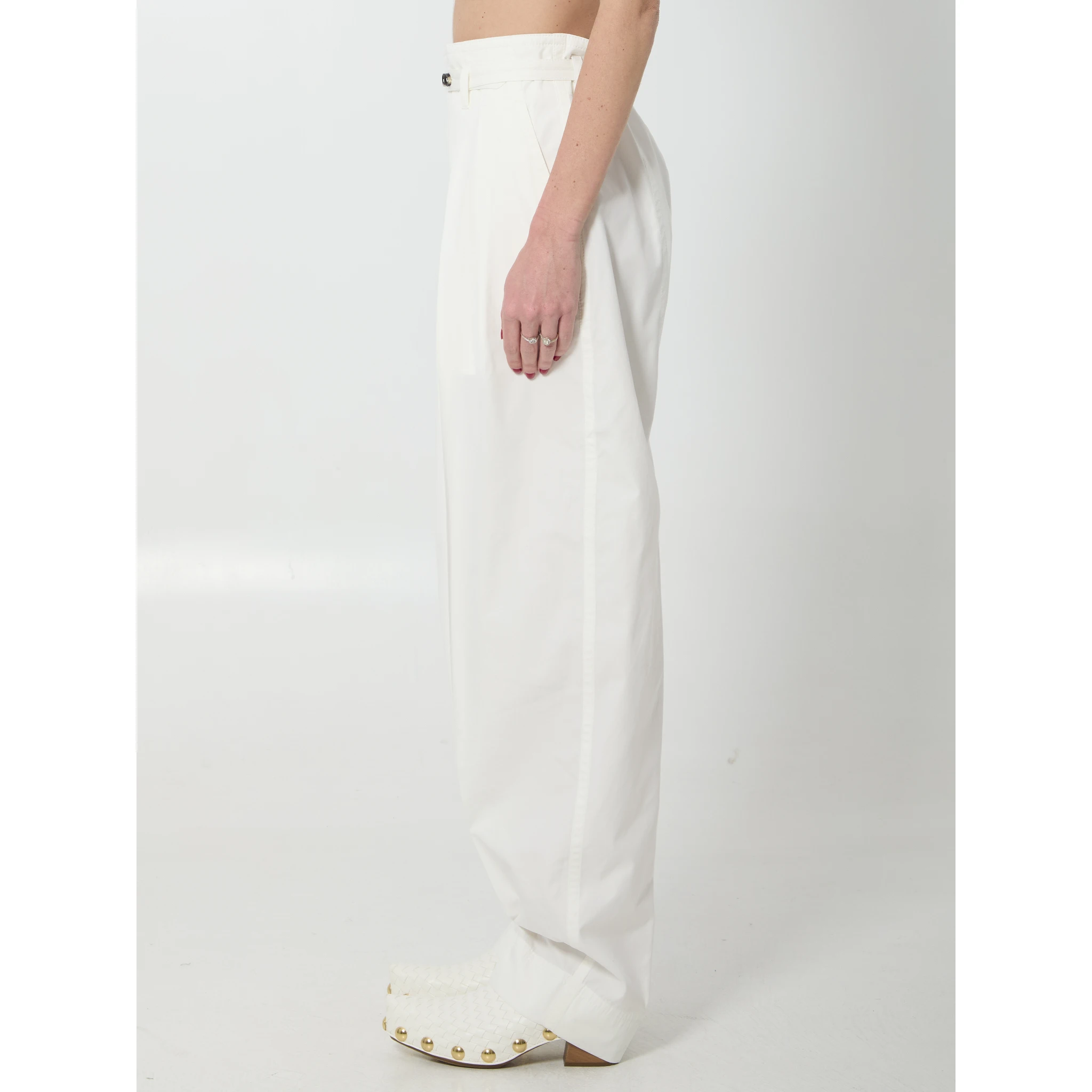 Tapered pants