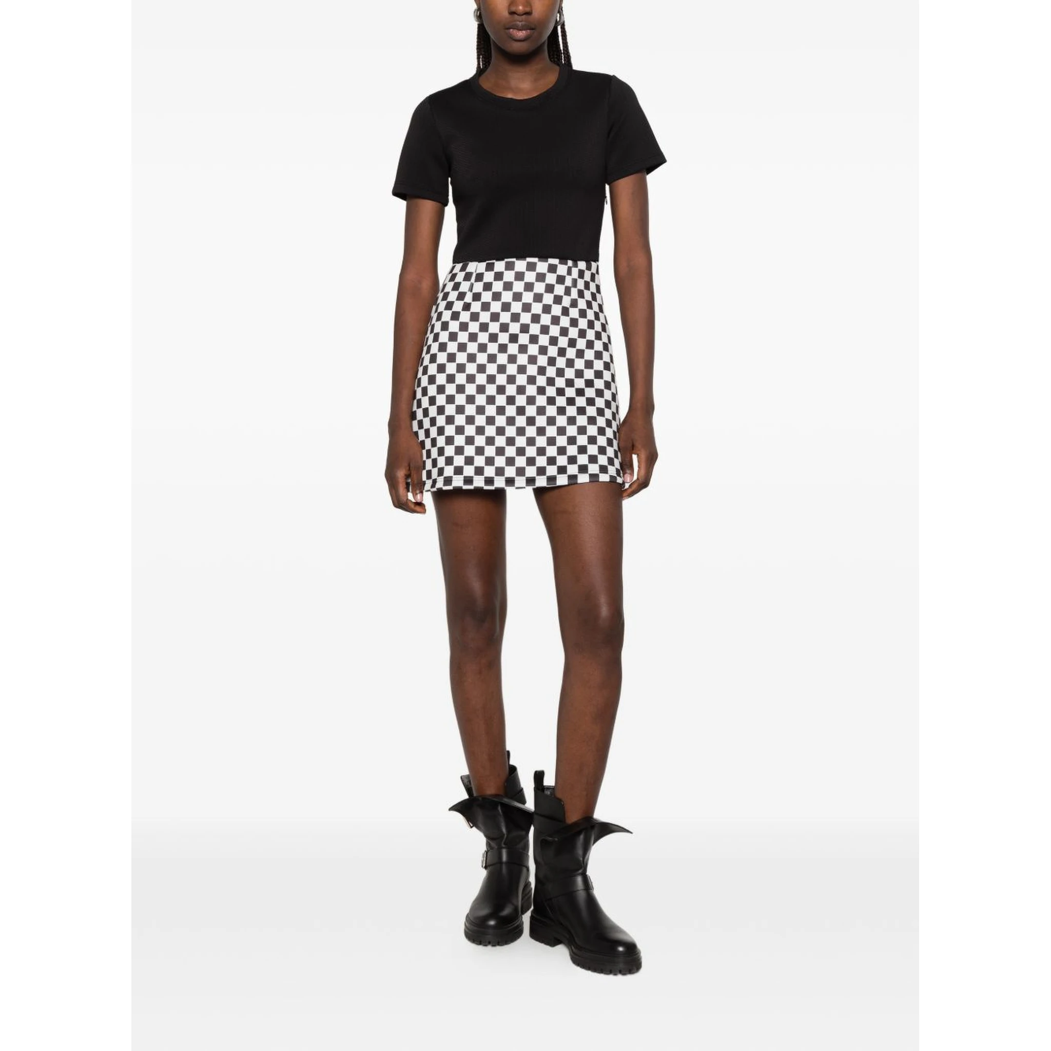 THE ARTISTYLIST Dresses