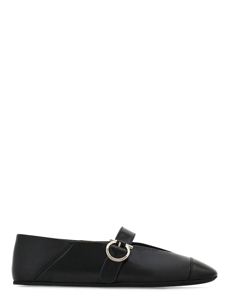 Ferragamo Flat shoes Black